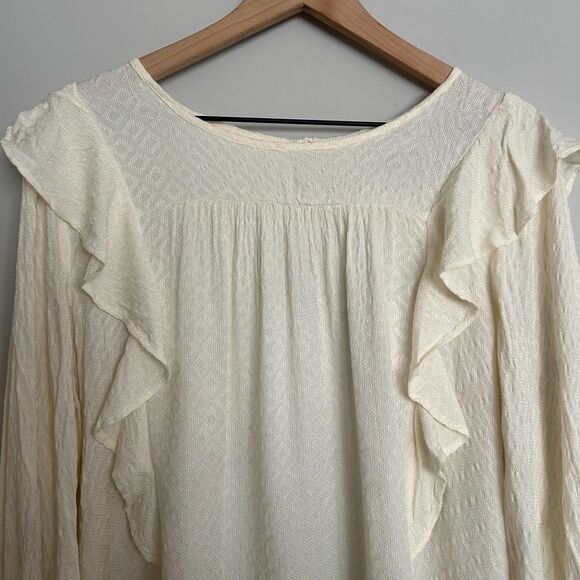Universal Thread Ruffle Top - Picture 5 of 9